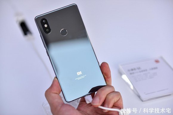 搭载骁龙845和骁龙710处理器,vivo要发布真旗