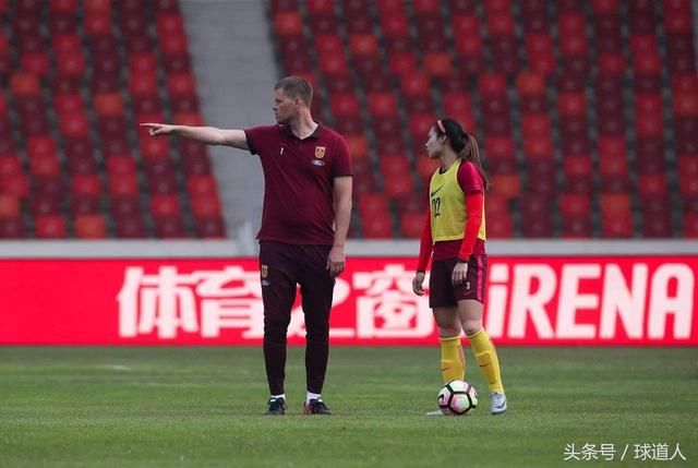 中国女足亚洲杯名单 赵丽娜国家队退役又回归