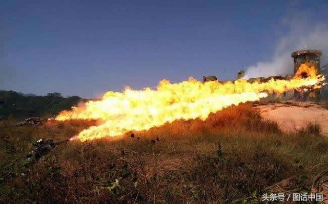 二战喷火兵:二战中的鸡肋兵种!