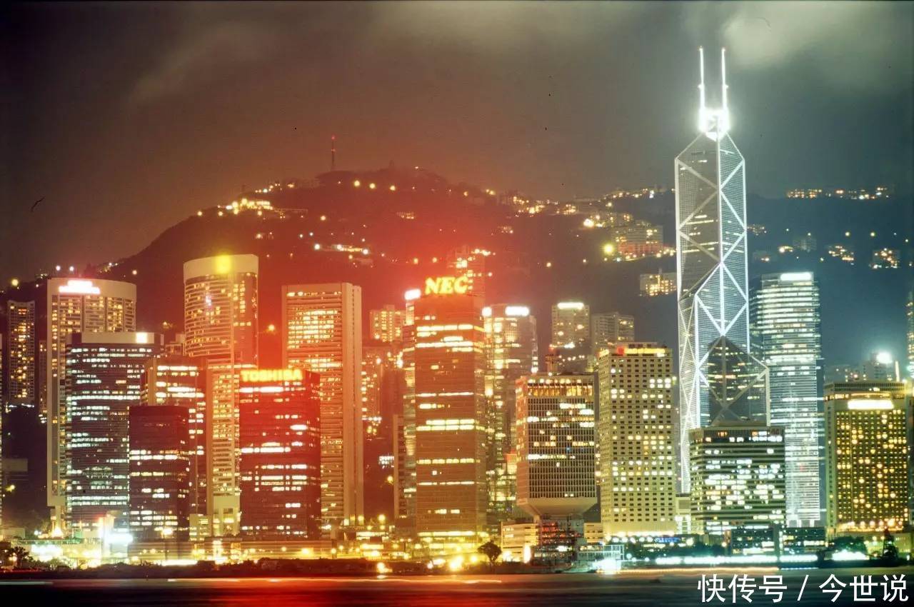 25年来亚洲四小龙:新加坡、韩国、中国香港和