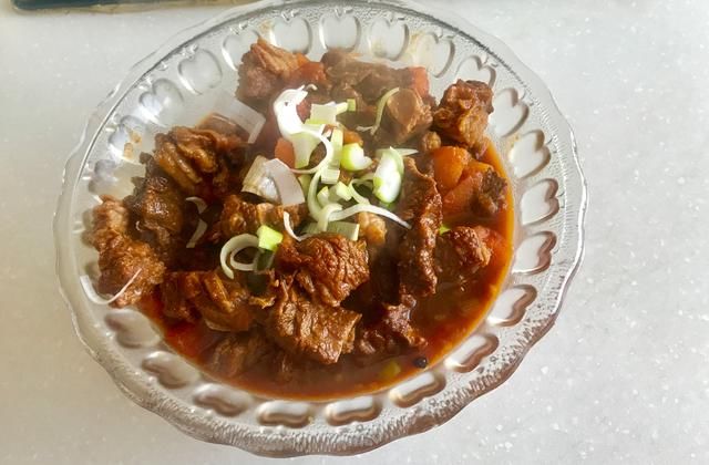 西红柿炖牛腰窝 给今年的倒春寒增加一丝暖意