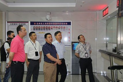 湖南永兴县委政法委书记王佳文走访调研永兴法