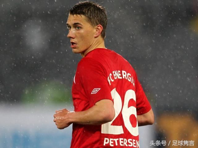 德国队公布世界杯集训球衣号码,罗伊斯重夺11