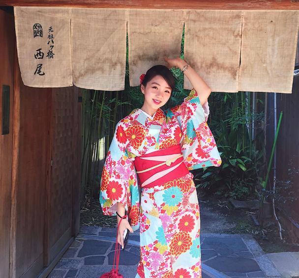 国足名宿美妻晒6张日本和服美照，惨遭网友痛批：丢人