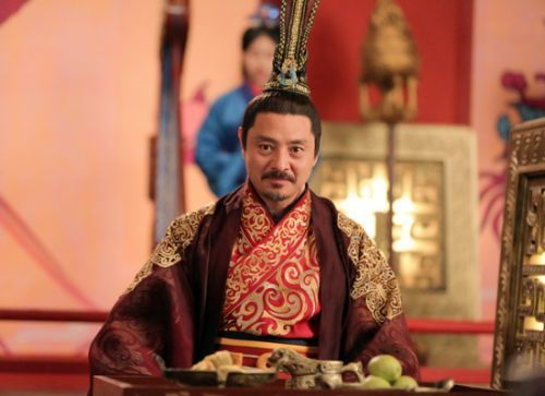 尹铸胜变行走表情包 《思美人》育娃模式引探讨