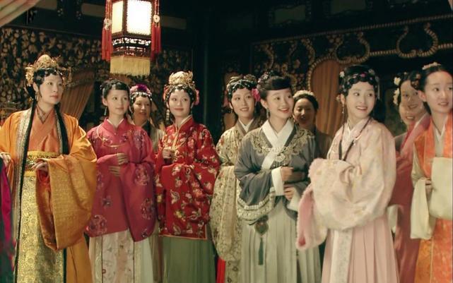 和杨洋杨幂一起走红的蒋梦婕,拍《男人装》露