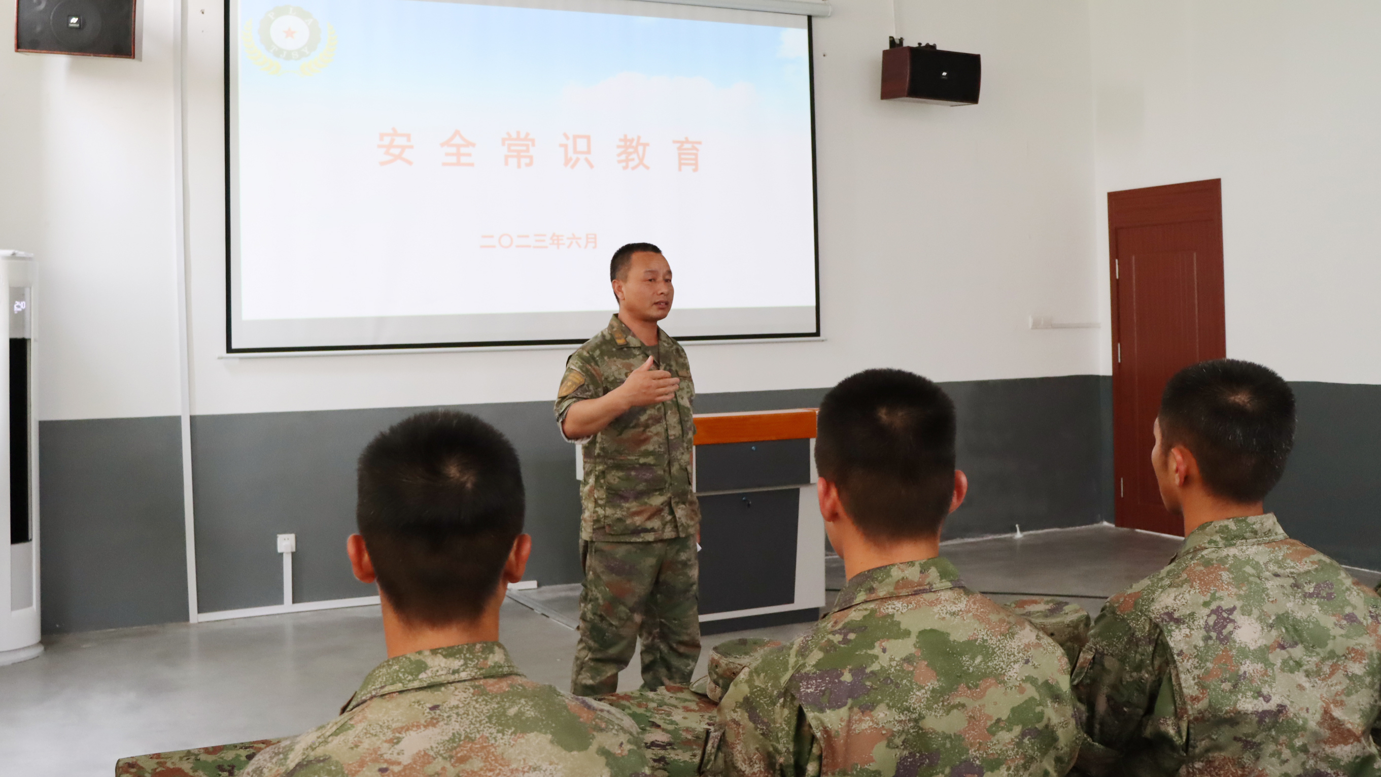 思想警钟长鸣！部队“安全生产月”掀热潮