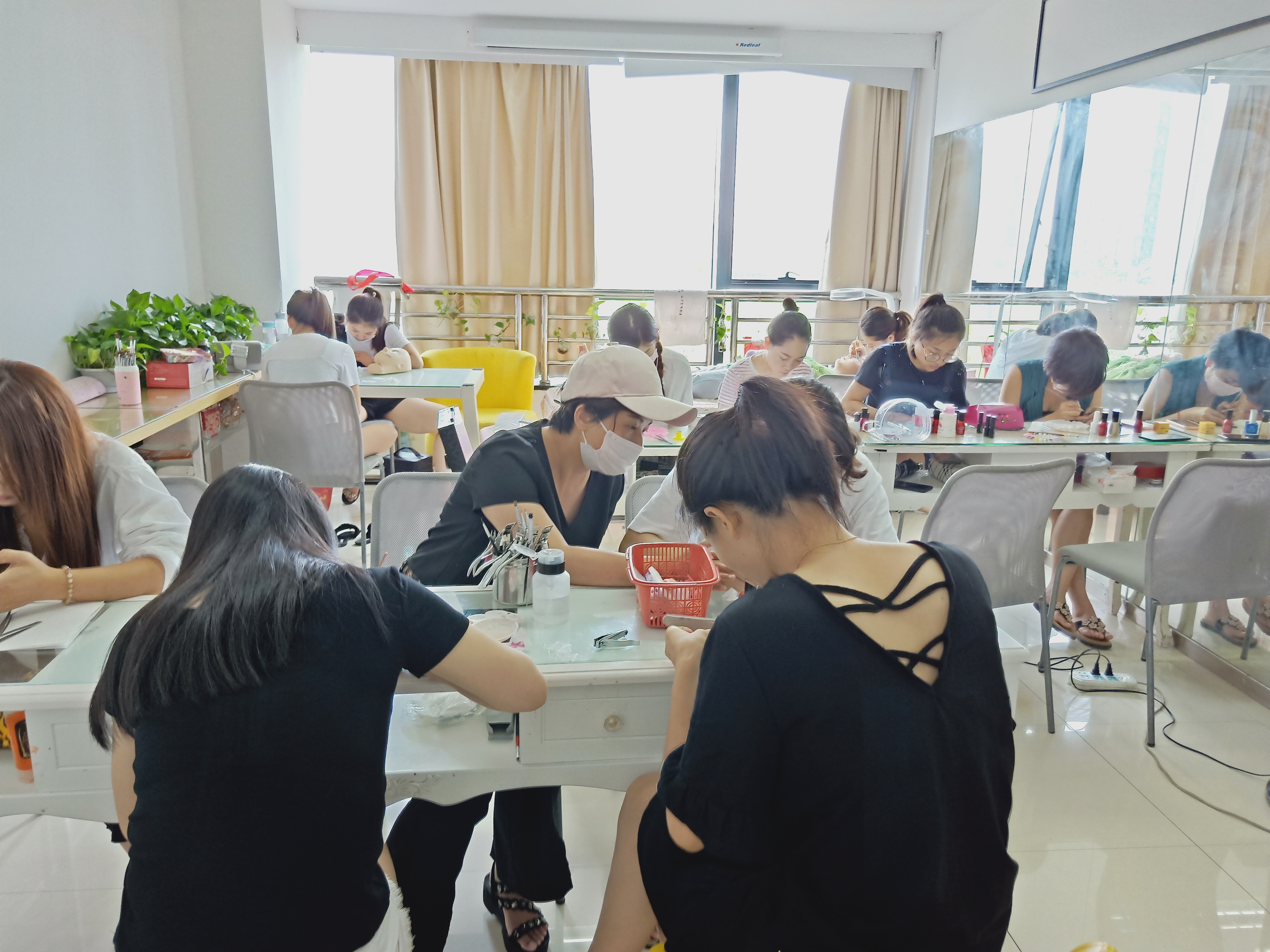 浙江省首届婚礼人技能大赛,鑫乐彩讲师韦秋华