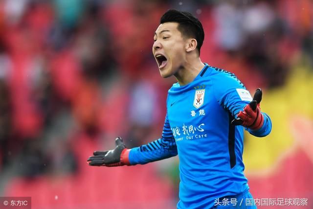 山东鲁能门神:拒绝种族歧视!球迷:天生就是一堵