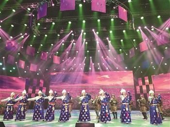 2018藏历土狗年电视文艺晚会中循化县传统原