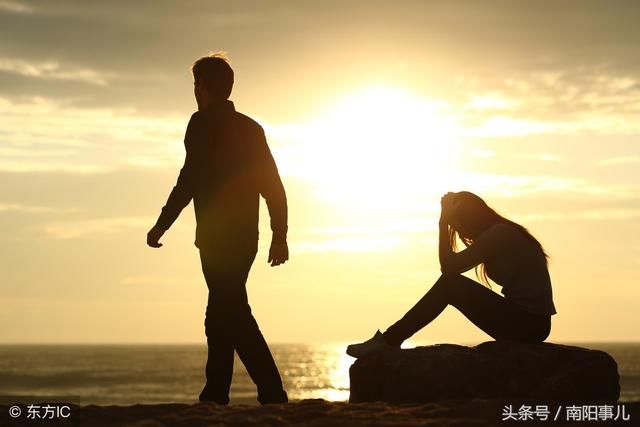 男女恋爱中男方出钱买的房,房子写女方名字,分