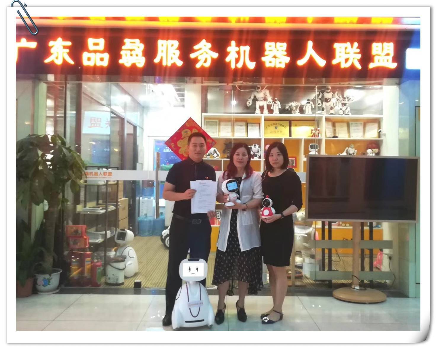 茂名市教育机器人培训怎样?品骉联盟与育英学