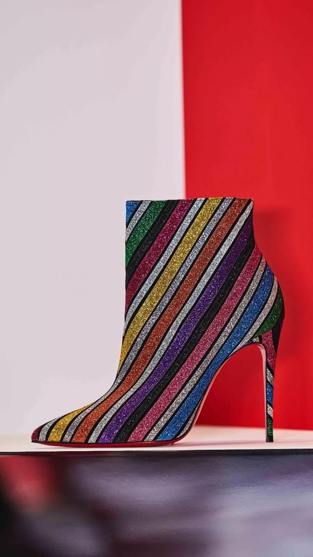 Maison Margiela专治时尚网瘾综合症 Viktor&