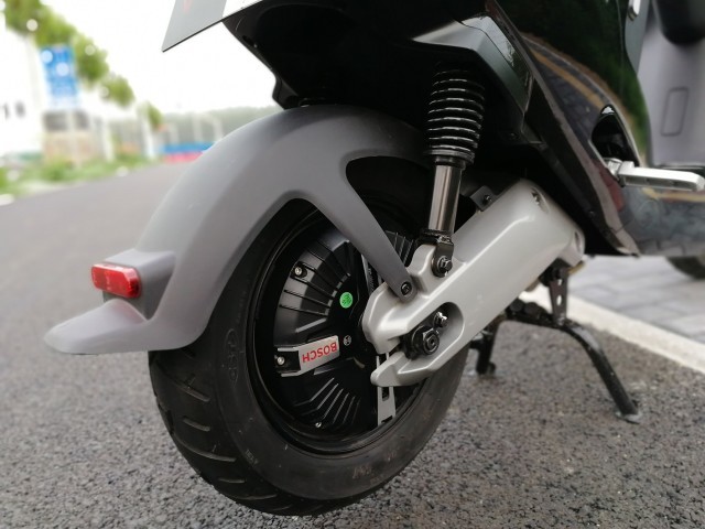 小牛电动车M+ PRO体验,城市中短途出行利器