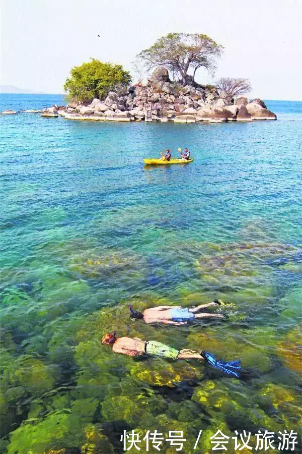 这个湖泊每年不到100个中国人去,水位涨落奇特