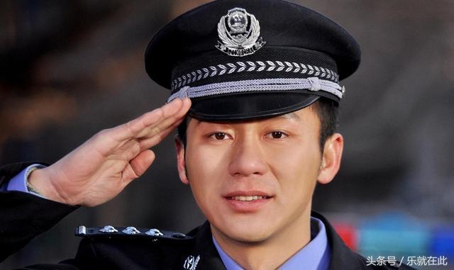 她叫王茜,《重案六组》的季洁的扮演者,把一个人民警察的一生正义发挥