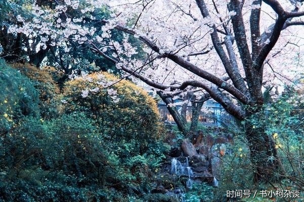 被原子弹轰炸后的日本长崎 现在是什么样子?