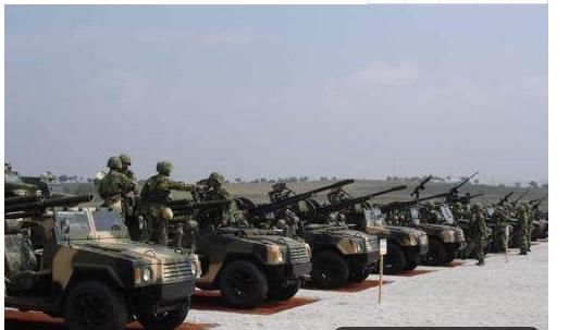 解读:军长大还是军政委官职大?看完就懂了