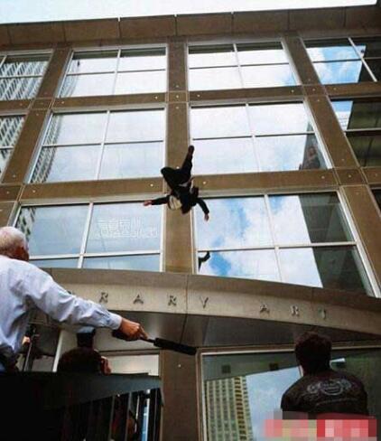 神抓拍:记录死前的最后一秒 镜头下的"死亡"瞬间