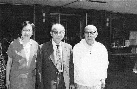 55位开国上将中,他的寿命最长,生前留下一家规