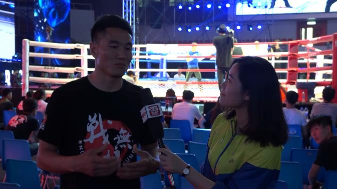 专访搏击选手 揭秘比赛规则及判罚标准 专访搏击选手 揭秘比赛规则及判罚标准