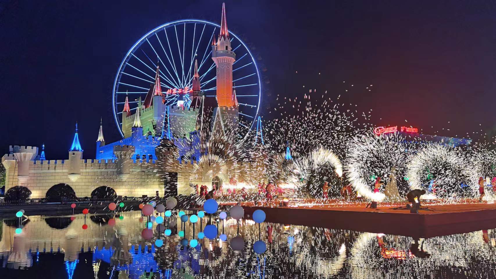 汉服花车巡游、国潮夜集市……到石景山游乐园来场国潮狂欢！