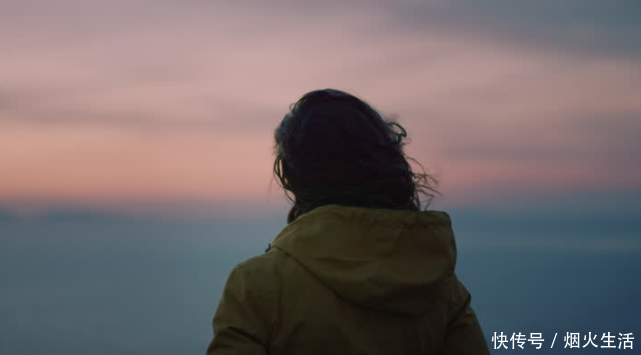 继母过来照顾我坐月子,半夜孩子啼哭,继母说话