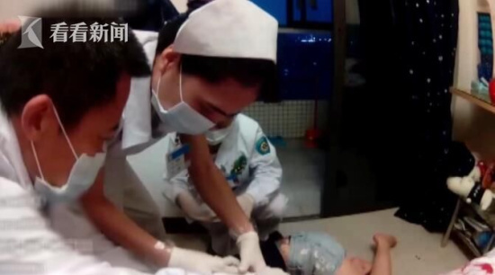 美女直播割腕血洒地板 夫妻俩涉黄直播近千人