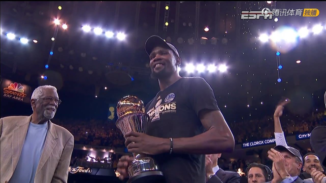 勇士杜兰特获得mvp 职业生涯10赛季首冠