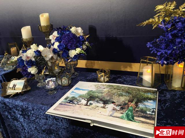 现场布置的小细节，浪漫感人。