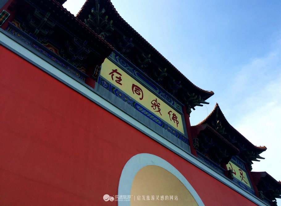 祈福灵山寺,醉心山水间