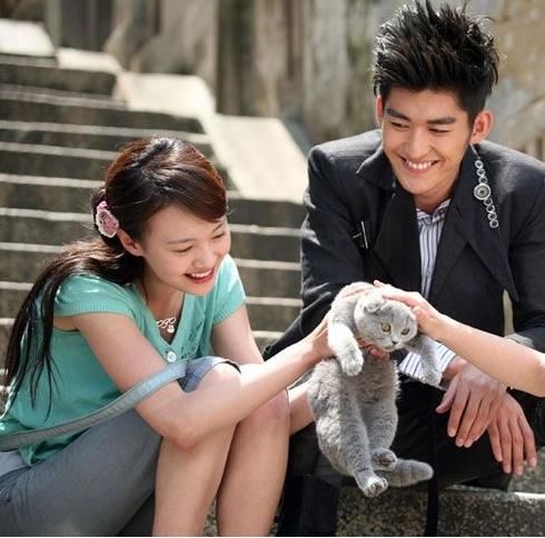 张翰郑爽合作新剧,疑似有情况?爽爸12字回应,