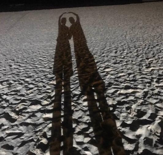 七夕狗粮发不停 朱镇模张俪比心秀恩爱