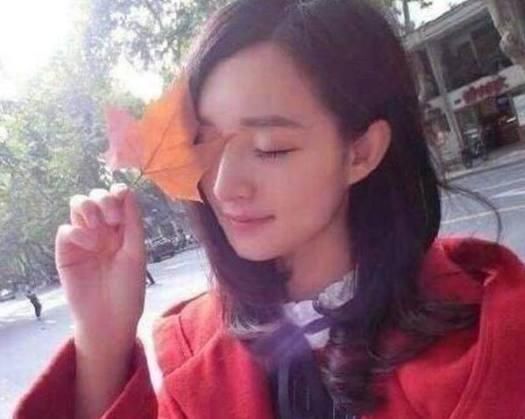 0张照片中,据说9张是假的杨幂,难道只有真粉才