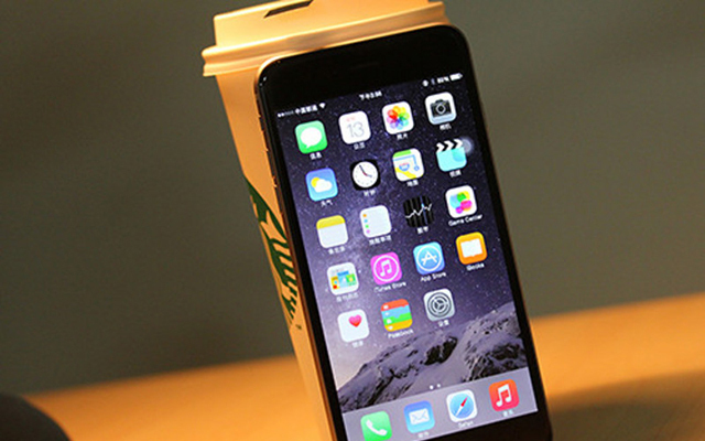 给你1800元, 买小米8SE还是iPhone6?