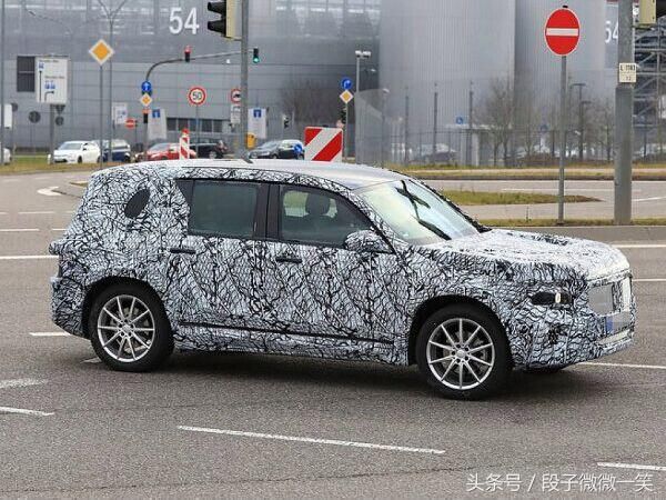 奔驰小型跨界SUV车型GLB可望今年发布,对比