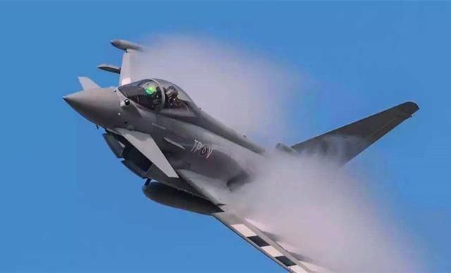 北约战机误射空空导弹,险入俄罗斯境内,媒体解