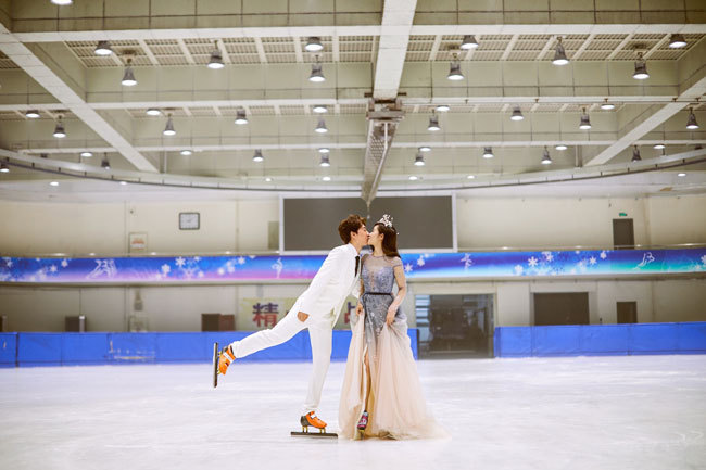 我们结婚吧》短道速滑世界冠军韩天宇刘秋宏婚
