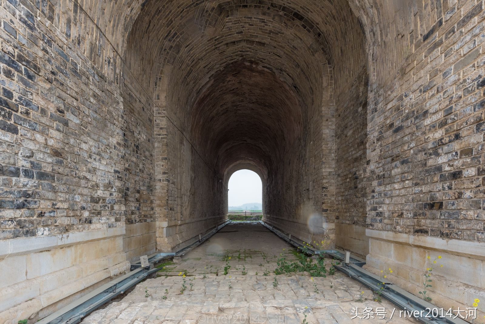 朱元璋除了建造南京故宫,还在安徽建了一座皇