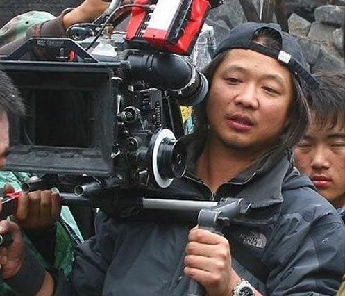 姚晨晒女儿百日宴,网友感慨老公曹郁变胖丑但福气极佳