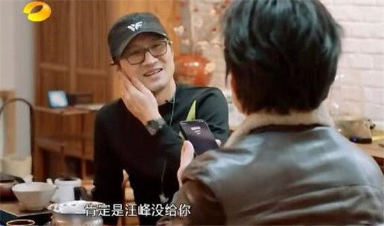 李健回归歌手助阵汪峰 不改段子手本色套路章