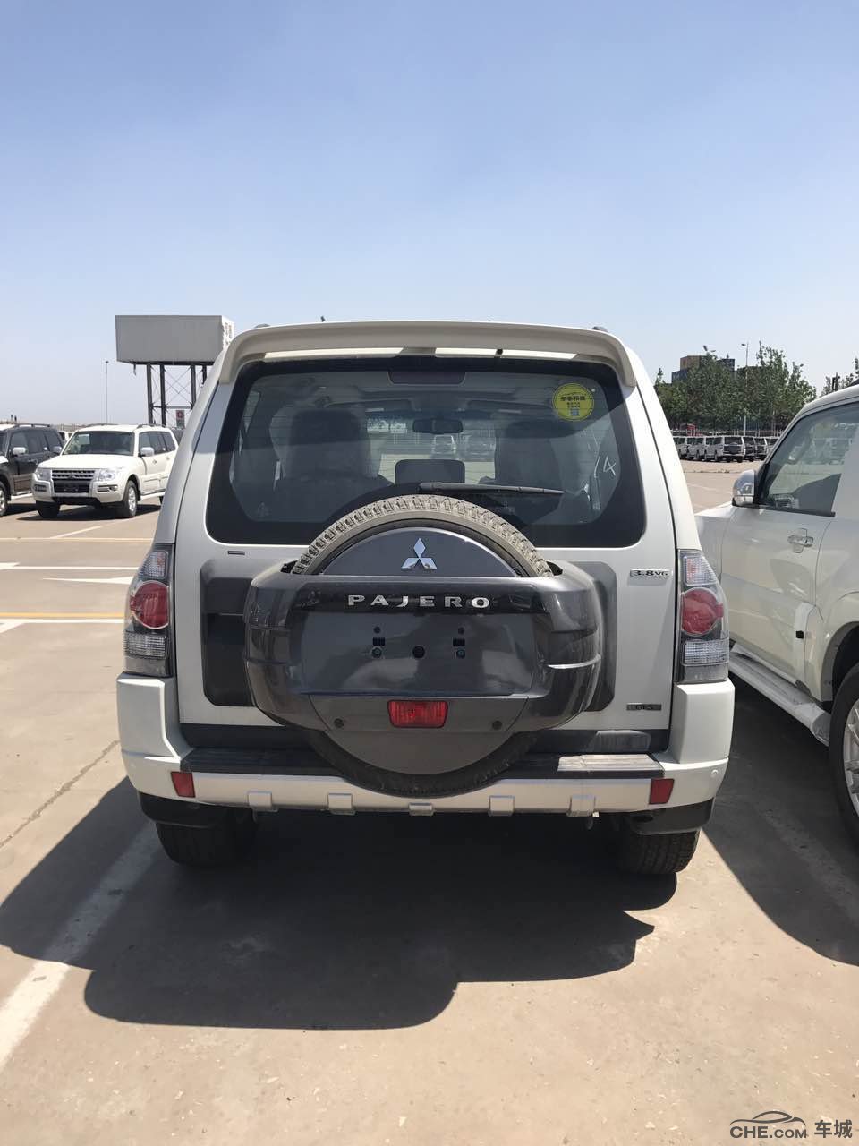 全新进口2017款三菱帕杰罗 三门越野 现车让利特价疯狂惠