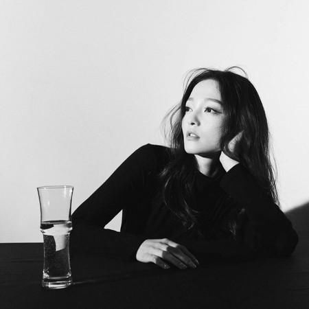 张韶涵27岁才第一次走进银行,挥别了青春,她才