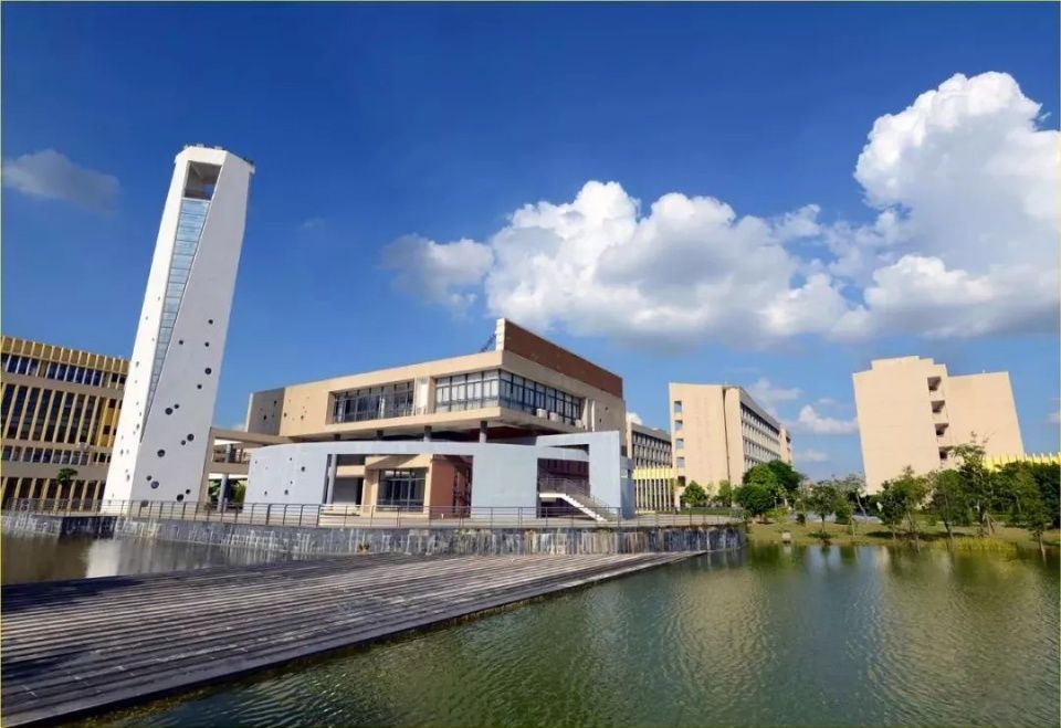 牛逼!广东13所职业学校受到国家级重视!我好像