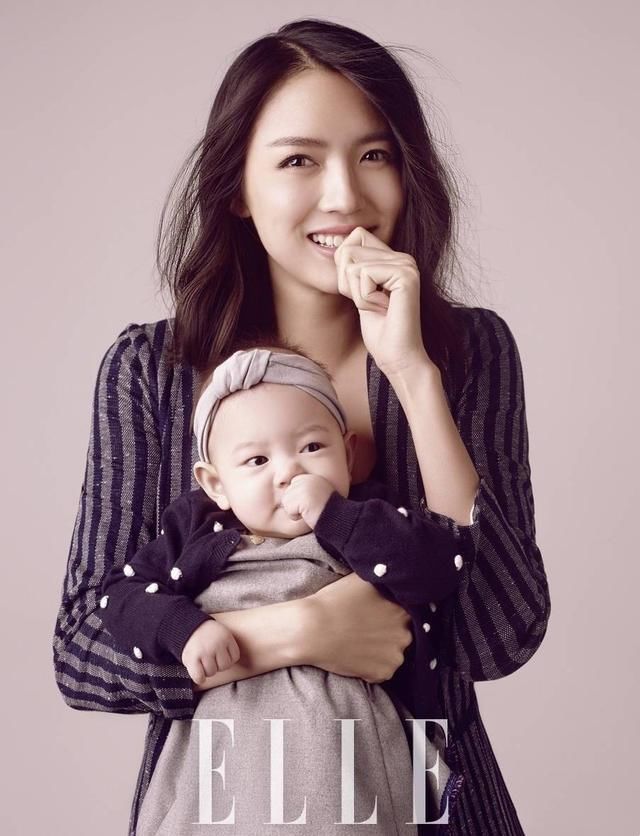 182cm张梓琳穿短裤秀美腿,身材比例逆天,网友