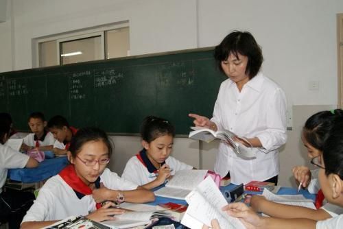 2018年,教师工资将要上涨,快来看看具体方案