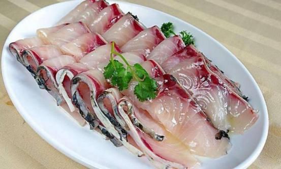 做酸菜鱼用什么鱼制作最好吃?有两种鱼不能用
