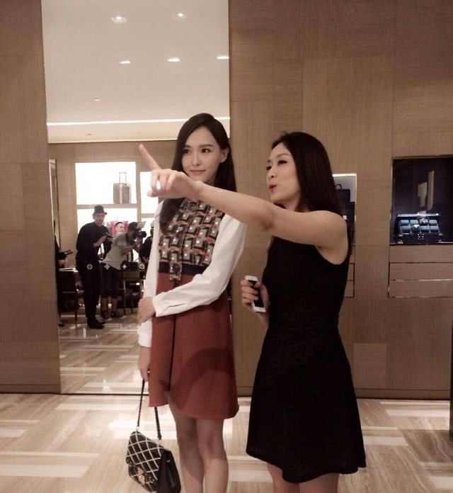 罗晋唐嫣疑婚期将近?郑爽公布新恋情