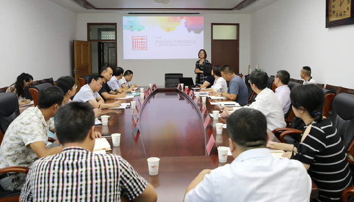 中国太平洋保险南京分公司援资百万助力镇安脱