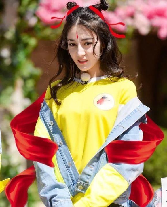 迪丽热巴和关晓彤一起演过电视?可热巴也太美